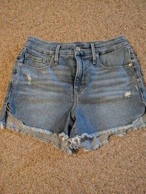 Good American Size 4 Shorts